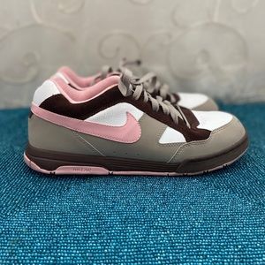 Nike Air Low Sneakers
